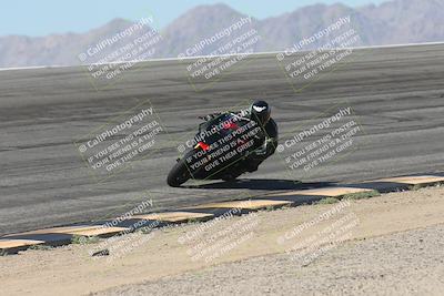 media/Oct-13-2025-Moto Forza (Mon) [[a66d839500]]/3-B Group/Session 2 (Bowl)/